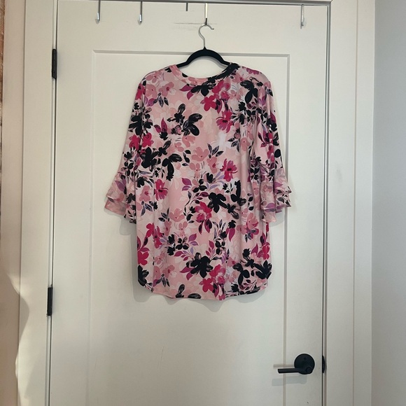 NWT Kasper Plus Flutter Sleeve Blouse, Everyday Knit - Picture 8 of 10